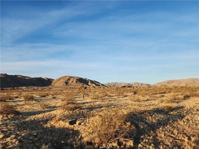 43621128 Zuni Rd, Apple Valley, CA 92307