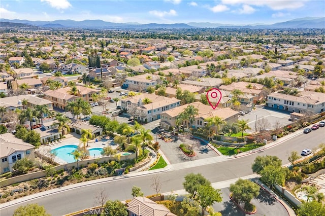 bird's eye view featuring a residential view and a mountain view