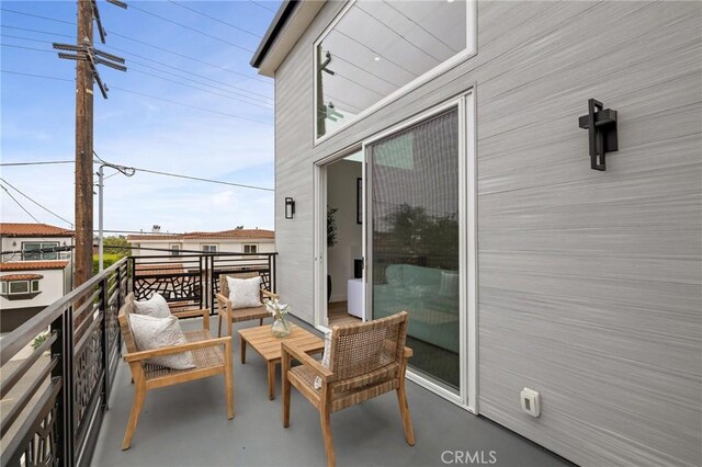 201 S Juanita Ave, Redondo Beach, CA 90277 - view of balcony