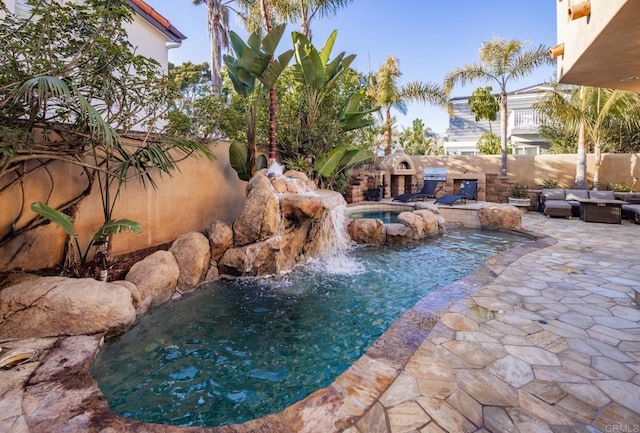 112 La Veta Ave, Encinitas, CA 92024 - view of swimming pool with an in ground hot tub, a patio area, fence, a fenced in pool, and an outdoor hangout area