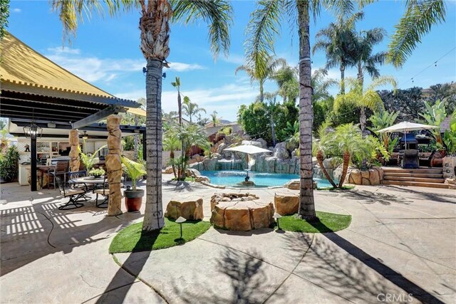1610 Via Roma Cir, Corona, CA 92881 - view of swimming pool featuring a patio