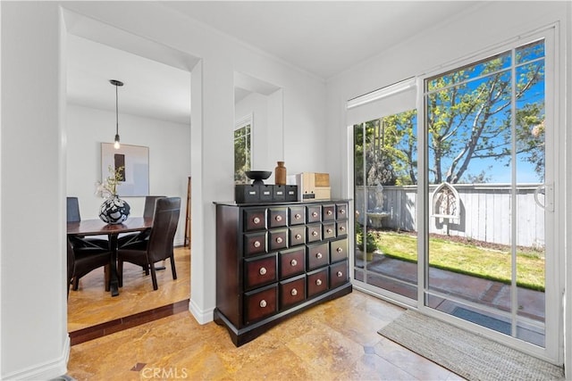 11891 Ramsdell Ct, San Diego, CA 92131 - sitting room with baseboards