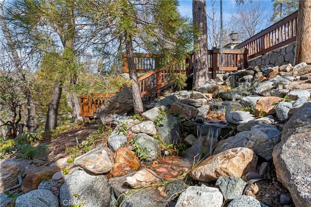28019 N Shore Rd, Lake Arrowhead, CA 92352 - view of yard