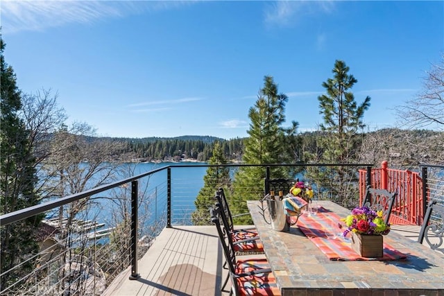 28019 N Shore Rd, Lake Arrowhead, CA 92352 - balcony featuring outdoor dining area