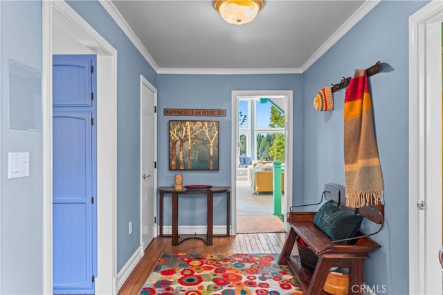 28019 N Shore Rd, Lake Arrowhead, CA 92352 - living area featuring wood finished floors and crown molding
