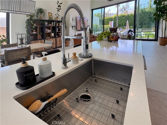 57601 Santo Thomas Ln, Quinta, CA 92253 - room details with a sink