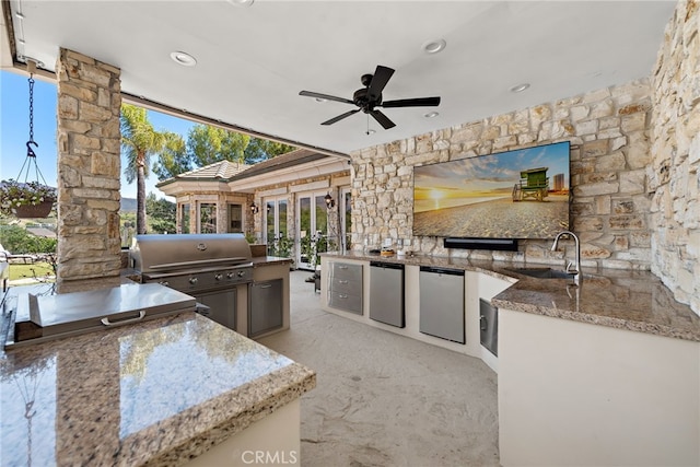 6 Via Presea, Coto De Caza, CA 92679 - view of patio featuring an outdoor kitchen, a sink, a grill, and ceiling fan