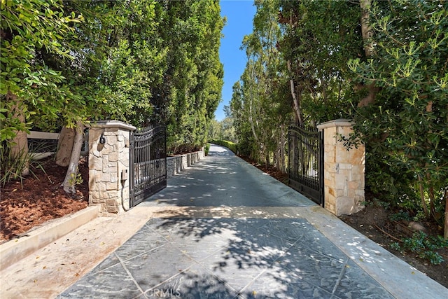 6 Via Presea, Coto De Caza, CA 92679 - gate featuring fence
