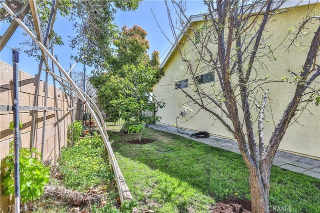 7320 Ramona Ave, Rancho Cucamonga, CA 91730 - view of yard