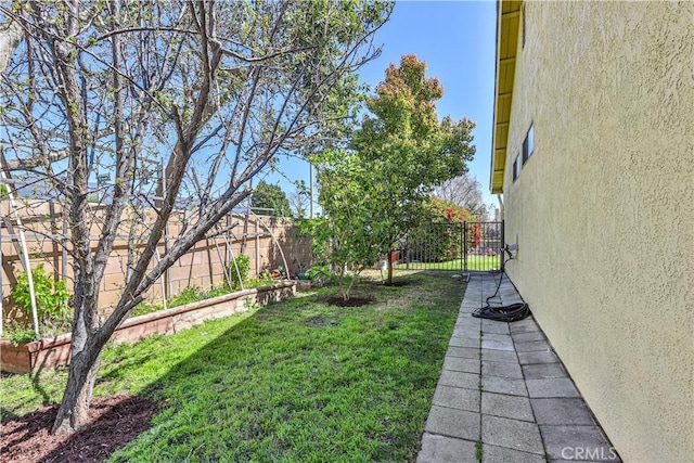7320 Ramona Ave, Rancho Cucamonga, CA 91730 - view of yard