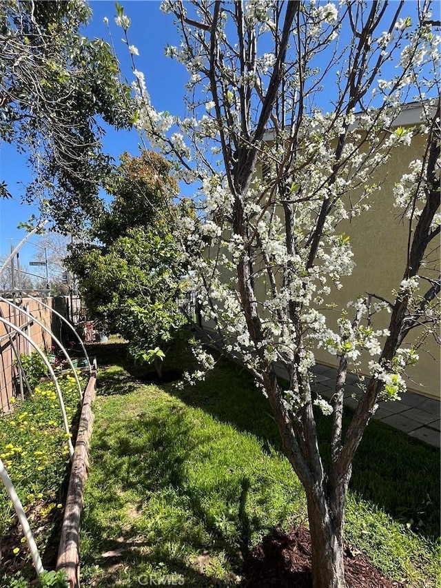 7320 Ramona Ave, Rancho Cucamonga, CA 91730 - view of yard with fence