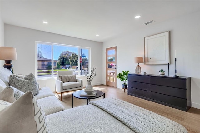 5039 W 135th St, Hawthorne, CA 90250 - living area with light wood-style flooring and recessed lighting