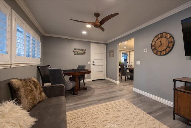 41496 Comstock Ln, Big Bear Lake, CA 92315 - living area featuring wood finished floors, baseboards, recessed lighting, ceiling fan, and crown molding