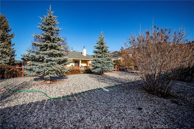 18051 Bold Venture Dr, Tehachapi, CA 93561 - view of yard