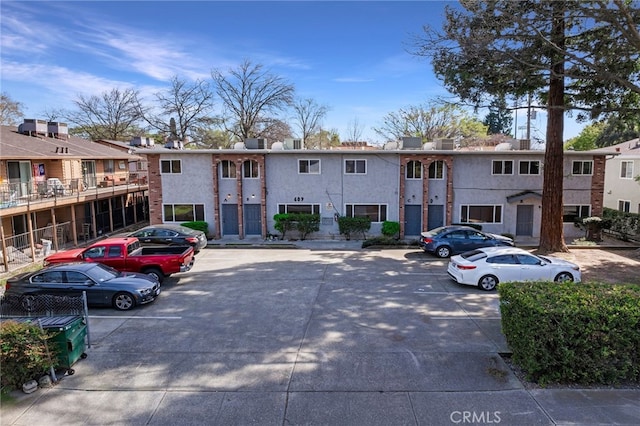 609 Rancheria Dr, Chico, CA 95926 - view of property with uncovered parking and a residential view