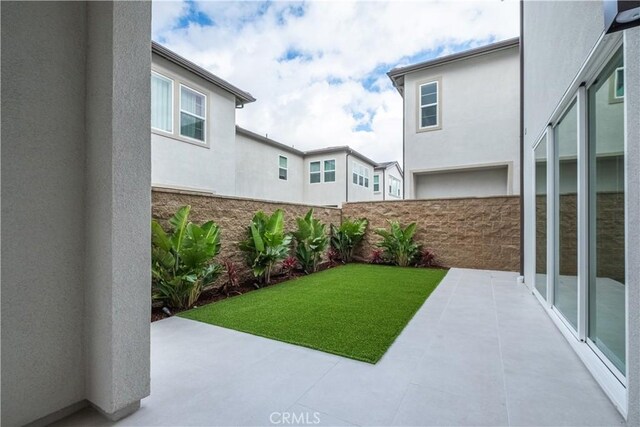 121 Mulberry, Lake Forest, CA 92630 - view of yard featuring a patio area
