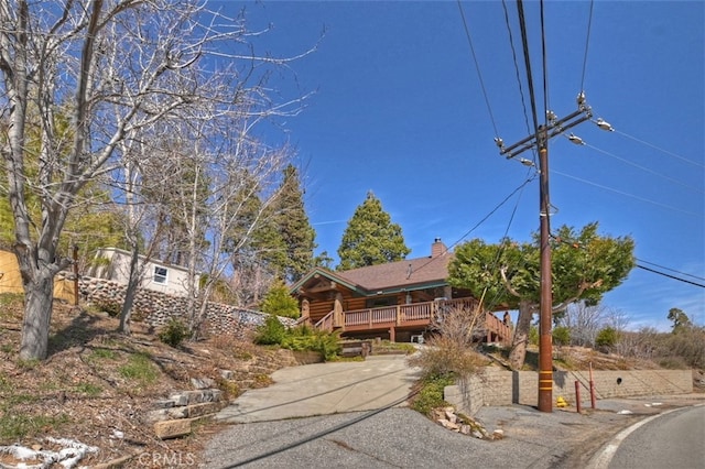 29632 Hook Creek Rd, Cedar Glen, CA 92321 - log-style house featuring a chimney and a wooden deck