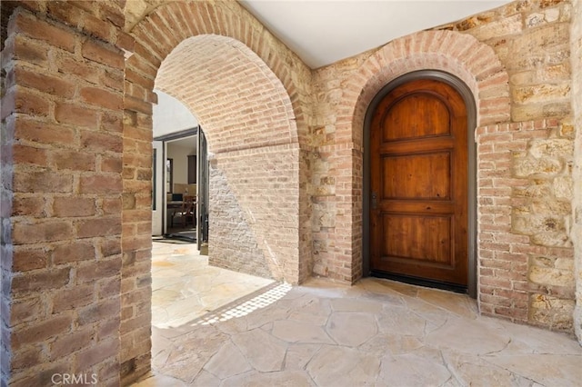 3 Observatory, Newport Coast, CA 92657 - entrance to property with brick siding
