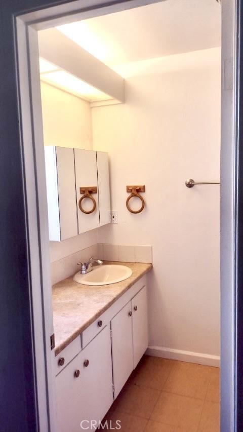 535 Inwood Dr, Santa Barbara, CA 93111 - photo 17