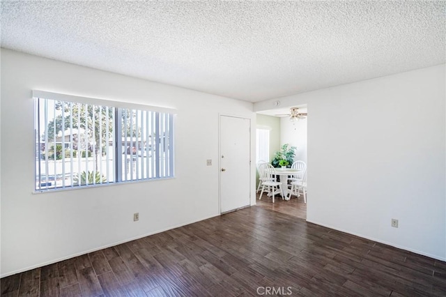 2147 W Oakland Ave, Hemet, CA 92545 - photo 6