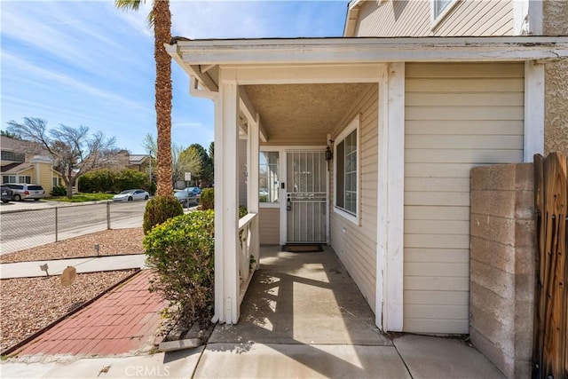 42851 Lemonwood Dr, Lancaster, CA 93536 - property entrance
