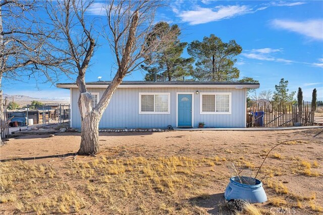 17757 Wheeler Rd, Helendale, CA 92342 - photo 7