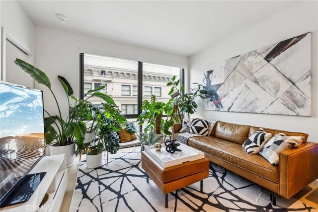 400 S Broadway Unit 1011, Los Angeles, CA 90013 - view of living area