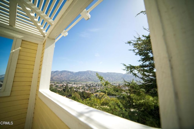 600 Monte Vista Dr, Santa Paula, CA 93060 - balcony with a mountain view and a pergola