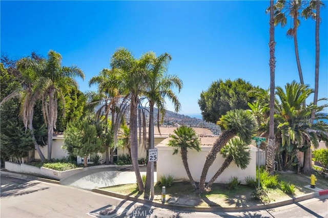 1223 Skyline Dr, Laguna Beach, CA 92651 - view of home's exterior with stucco siding