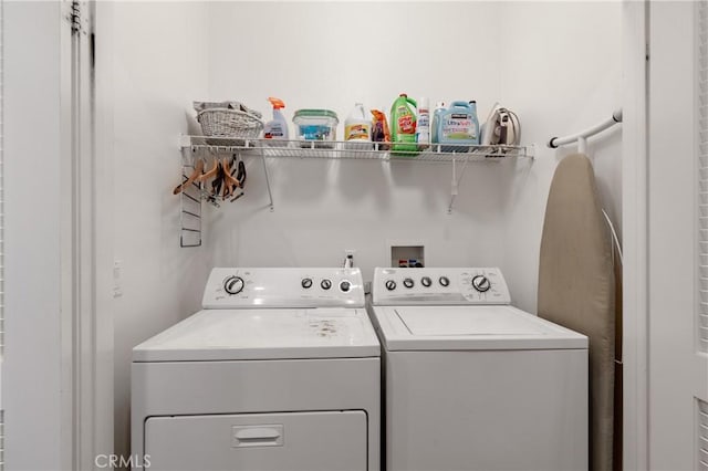 27571 Darrington Ave Unit 2, Murrieta, CA 92562 - laundry area featuring separate washer and dryer
