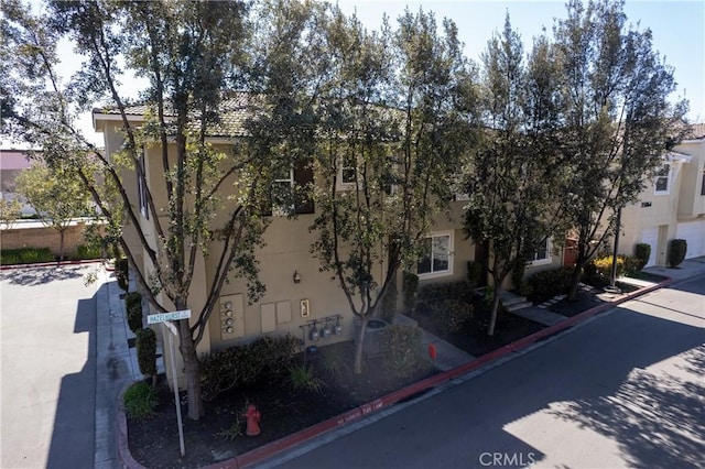 27571 Darrington Ave Unit 2, Murrieta, CA 92562 - view of front of home with stucco siding