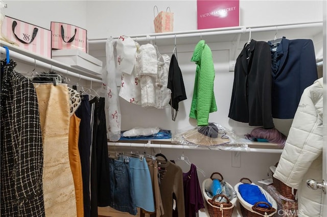 27571 Darrington Ave Unit 2, Murrieta, CA 92562 - view of walk in closet