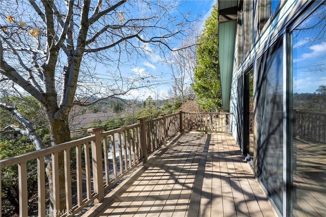 743 Rhine Rd, Lake Arrowhead, CA 92352 - view of wooden deck