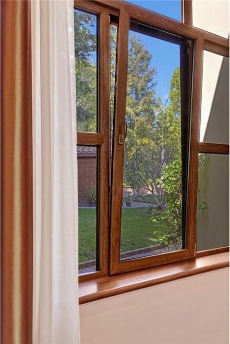 24925 Vista Verenda, Woodland Hills, CA 91367 - view of doorway to outside