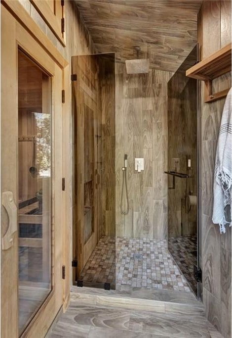 24925 Vista Verenda, Woodland Hills, CA 91367 - full bath with a shower stall