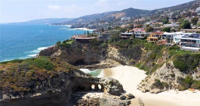 15 Vista De Catalina N, Laguna Beach, CA 92651 - drone / aerial view of a water and mountain view