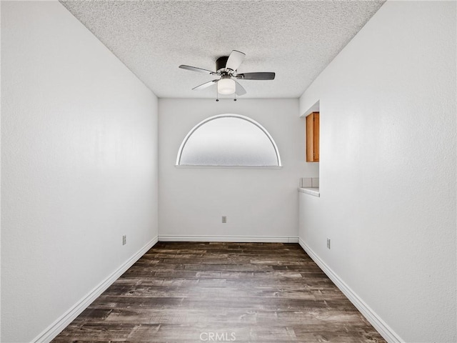 19246 Pine Way, Apple Valley, CA 92308 - spare room with ceiling fan, a textured ceiling, wood finished floors, and baseboards