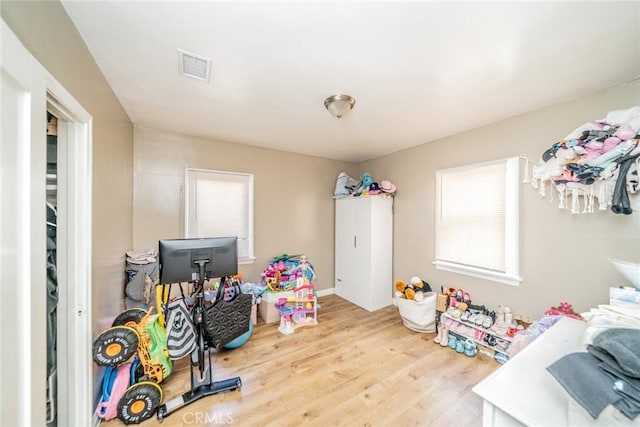 541 Elm Ave, Inglewood, CA 90301 - recreation room featuring light wood-type flooring and visible vents