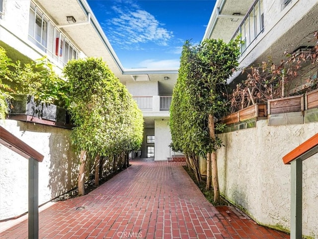 3649 Glendon Ave Unit 208, Los Angeles, CA 90034 - view of home's community with fence