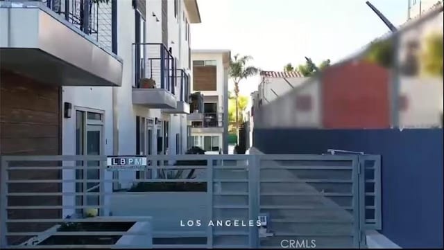 1245 N New Hampshire Ave Unit 4, Los Angeles, CA 90029 - exterior space