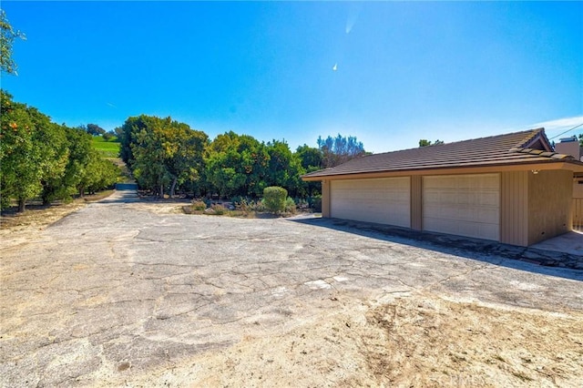 2001 Hacienda Rd, La Habra Heights, CA 90631 - view of detached garage