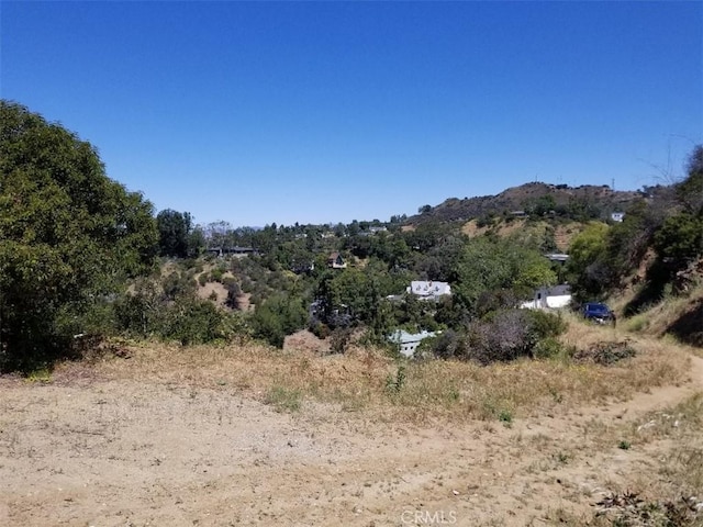 2537 Woodstock Rd, Los Angeles, CA 90046