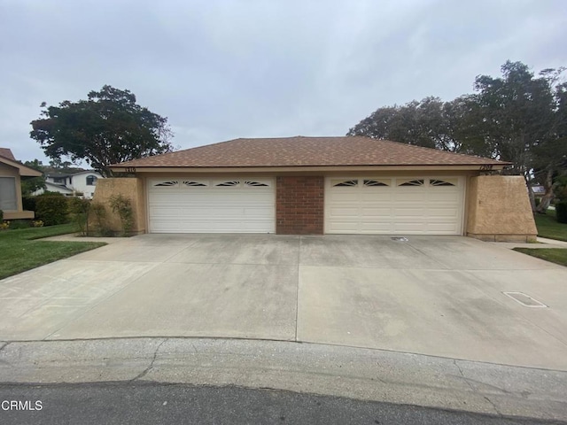 1208 Village 1 Unit 1208, Camarillo, CA 93012 - garage with driveway