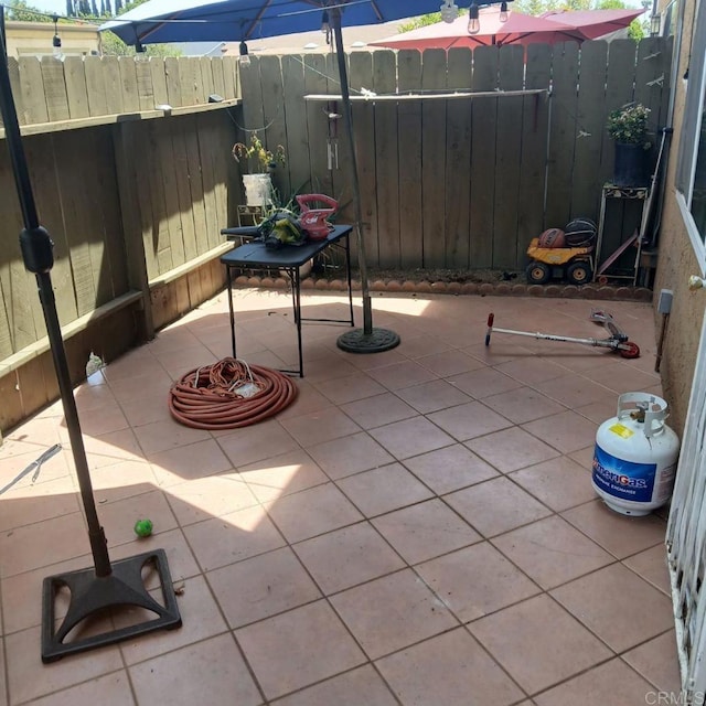 2041 E Grand Ave Unit 48, Escondido, CA 92027 - view of patio / terrace featuring fence