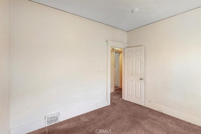 3417 4th Ave, Los Angeles, CA 90018 - carpeted empty room featuring visible vents and baseboards