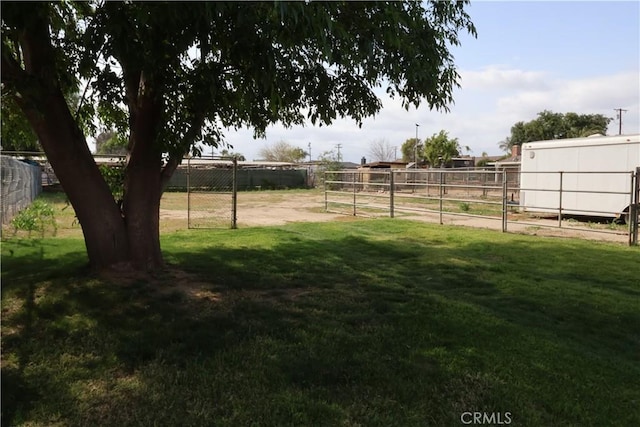 view of yard featuring fence
