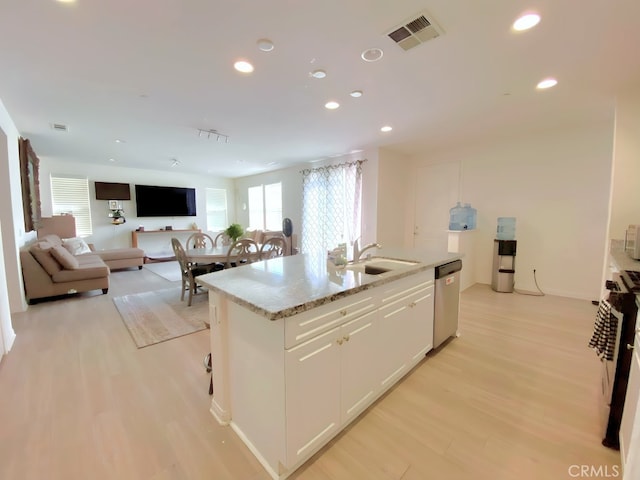 5772 Marabe Way, Riverside, CA 92505 - kitchen with a sink, dishwasher, recessed lighting, and visible vents
