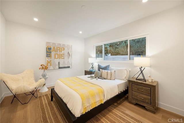 1331 W 17th St, San Pedro, CA 90732 - bedroom with light wood-style flooring, baseboards, and recessed lighting