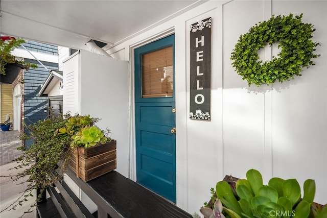 27 A Surfside Ave, Surfside, CA 90743 - doorway to property