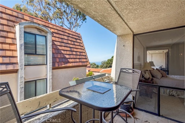 2545 Via Campesina Unit 303, Palos Verdes Estates, CA 90274 - balcony featuring outdoor dining area